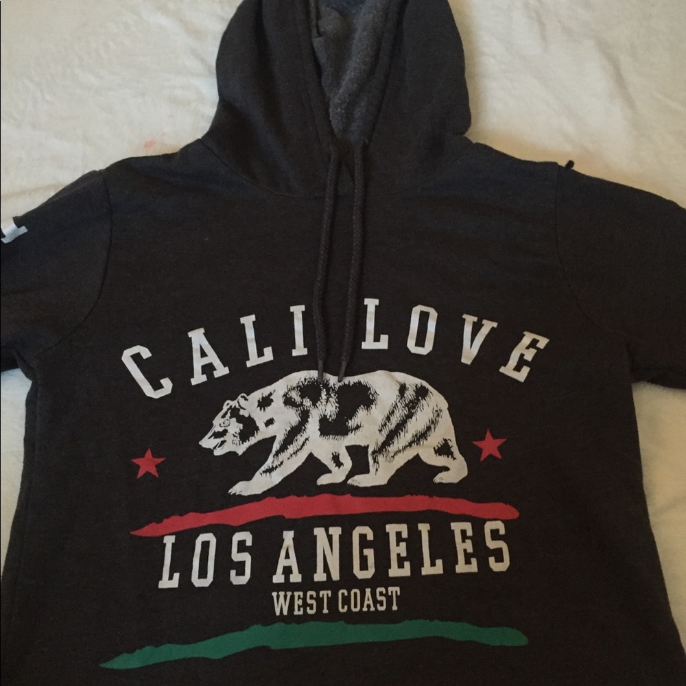 California crop hoodie
